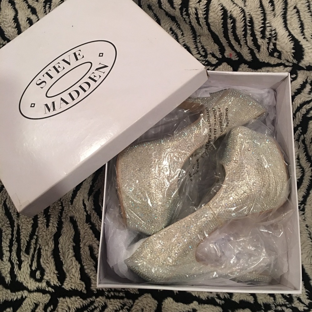 Steve Madden Deevaa